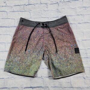 Volcom MENS SZ 31 Boardshorts Mod Tech Paint Gym Beach Surf Poly Stretch